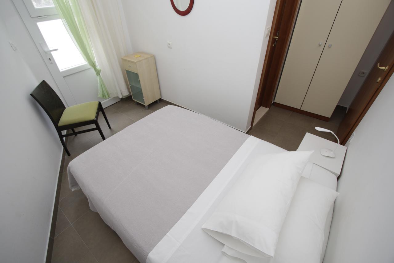 Apartments Villa Cizmic Baska Voda Ngoại thất bức ảnh
