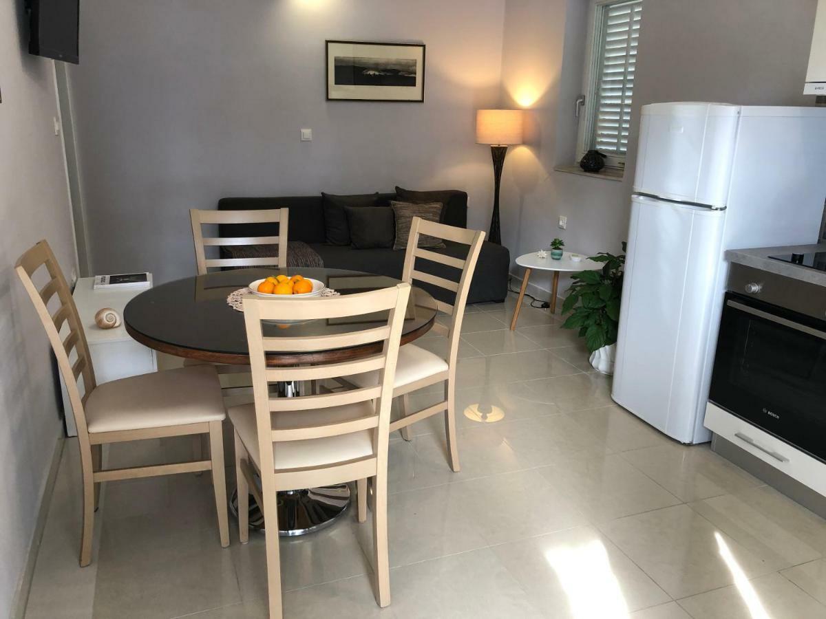 Apartments Villa Cizmic Baska Voda Ngoại thất bức ảnh